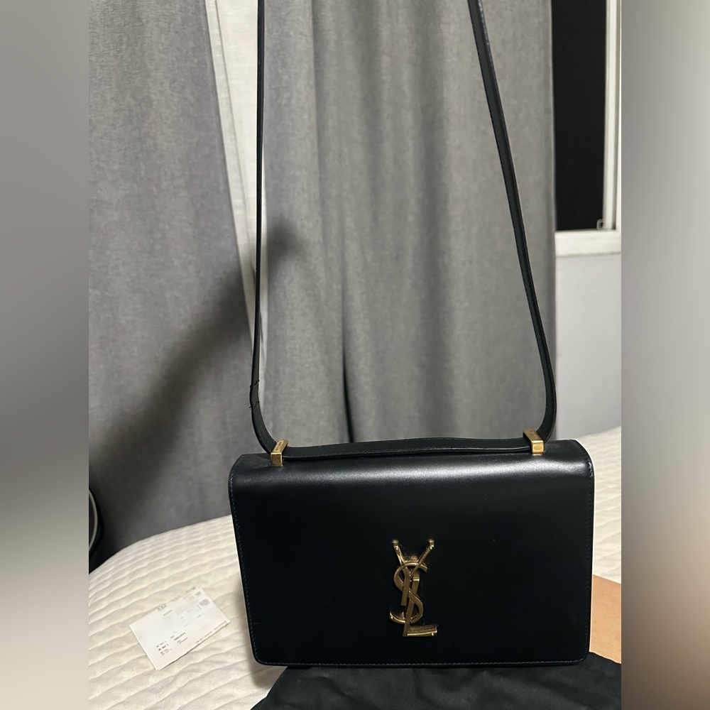 Saint Laurent Boston Lux Bag - Picture 5 of 6